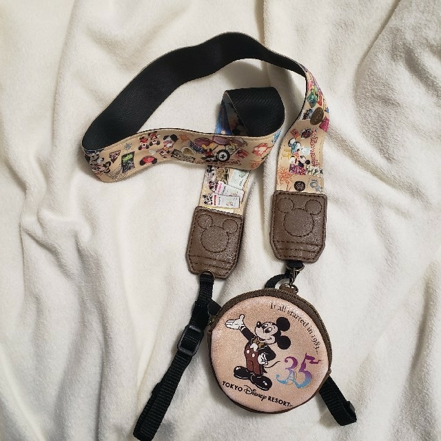 Disney(ディズニー)のれおん様専用 スマホ/家電/カメラのスマホアクセサリー(ネックストラップ)の商品写真