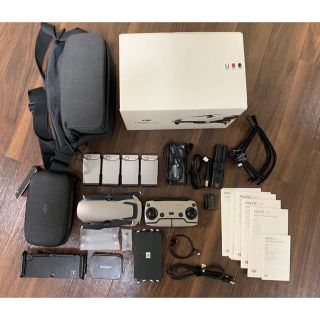 DJI Mavic Air Fly Moreコンボ プラスバッテリー付属 美品(ホビーラジコン)