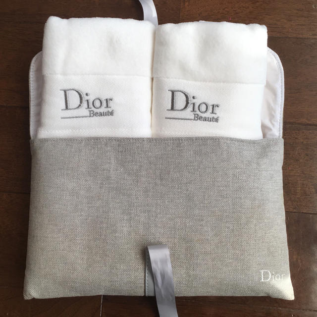 Dior(ディオール)のDior ディオール　タオル2枚セット インテリア/住まい/日用品の日用品/生活雑貨/旅行(タオル/バス用品)の商品写真