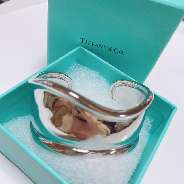 Tiffany ボーフカフ風　バングル　インポート品