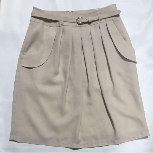 EMMAJAMES(エマジェイム)のEMMAJAMES ミニ丈スカート Sサイズ相当 ウエスト61cm.ベージュ レディースのスカート(ミニスカート)の商品写真