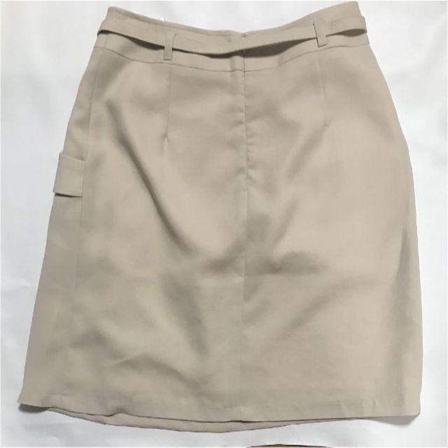 EMMAJAMES(エマジェイム)のEMMAJAMES ミニ丈スカート Sサイズ相当 ウエスト61cm.ベージュ レディースのスカート(ミニスカート)の商品写真