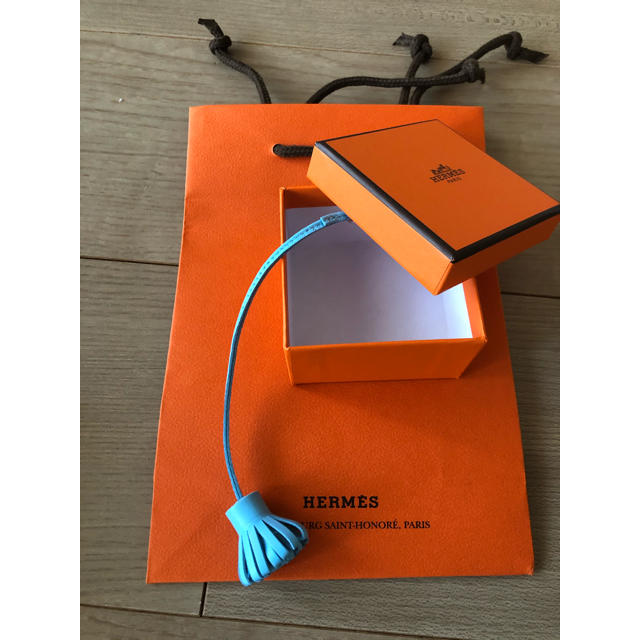 少し豊富な贈り物 Hermes - エルメス  カルメンチータ新品　2019.12.26パリ本店購入セレステ チャーム