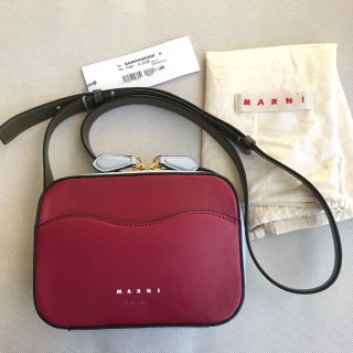 マルニ(Marni)の新品！MARNI SHELLクロスショルダーバッグ(ショルダーバッグ)