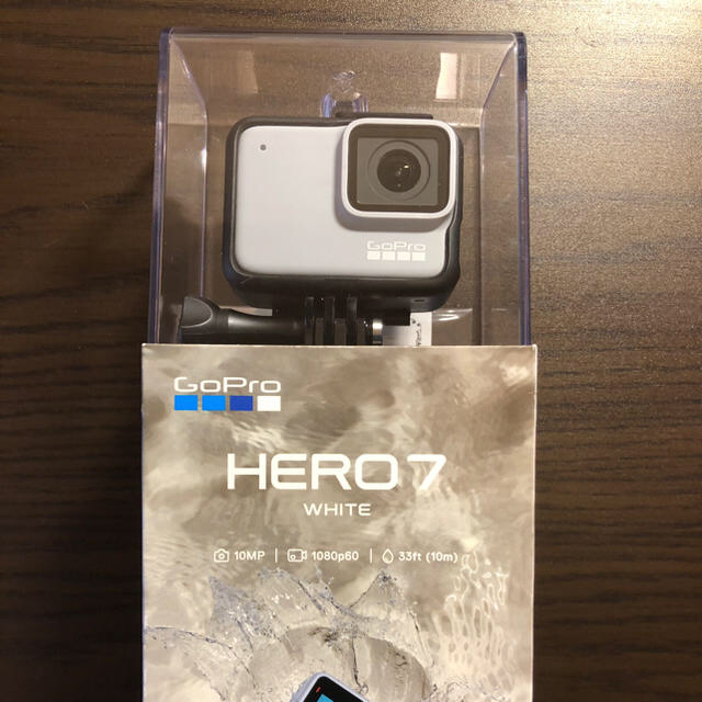 GoPro(ゴープロ)の【即納・新品・未開封】GoPro HERO7 White 3点セット ゴープロ スマホ/家電/カメラのカメラ(ビデオカメラ)の商品写真