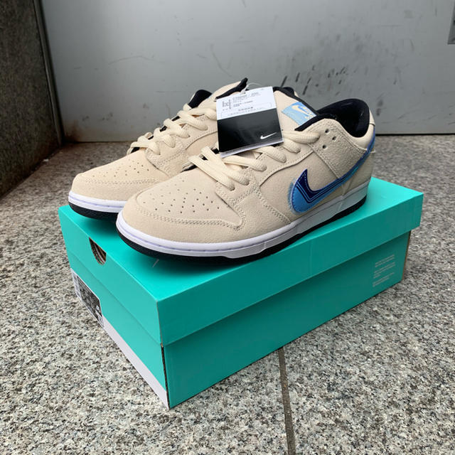 NIKE SB DUNK LOW Truck It Pack 27