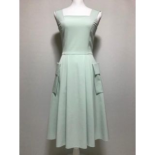 フォクシー(FOXEY)のねこ好き様専用　FOXEY NEW YORK  ホリードレス  (ひざ丈ワンピース)