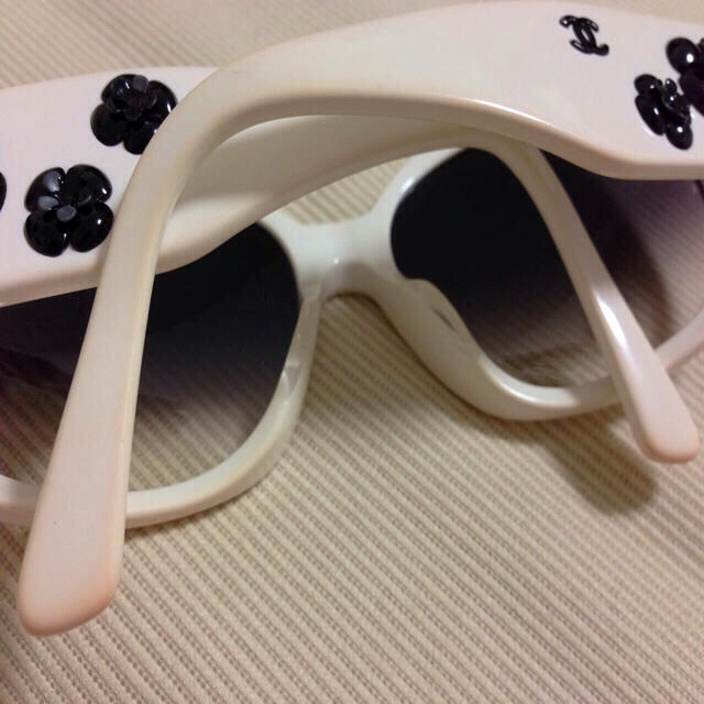 【大人気完売☆確認用☺︎】シャネル カメリア🌸 サングラス🕶