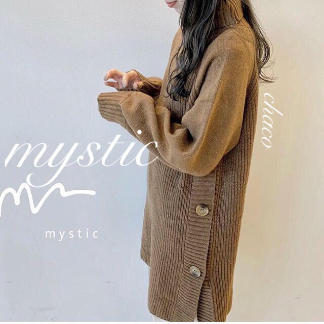 mystic(ミスティック)の新作🐰¥8250【mystic】サイドボタンタートルロングニット レディースのトップス(ニット/セーター)の商品写真