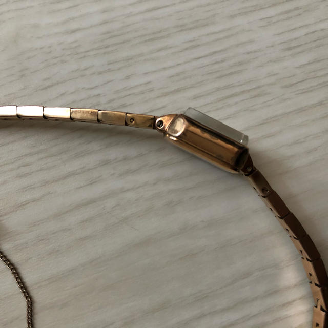 agete(アガット)のアガット イエローゴールド　腕時計 レディースのファッション小物(腕時計)の商品写真