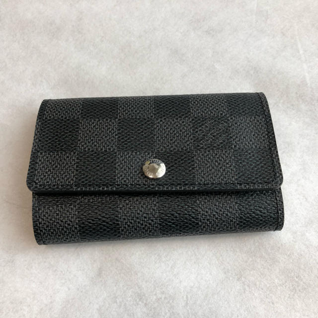 LOUISVUITTON【新品未使用】LOUIS VUITTON 6連キーケース ダミエ 黒・グレー