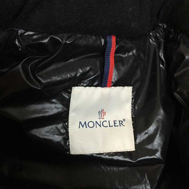 MONCLER(モンクレール)のモンクレール ダウン レディースのジャケット/アウター(ダウンコート)の商品写真