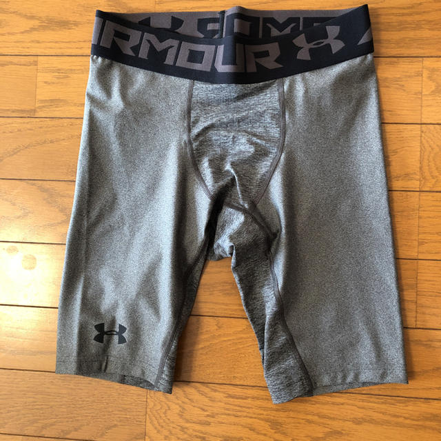 UNDER ARMOUR(アンダーアーマー)のアンダーアーマースパッツ メンズのレッグウェア(レギンス/スパッツ)の商品写真