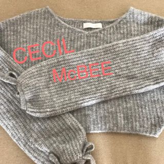 セシルマクビー(CECIL McBEE)のセシルマクビー　ショート丈ニット(ニット/セーター)