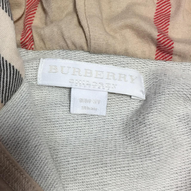 BURBERRY(バーバリー)のBurberryポンチョ キッズ/ベビー/マタニティのベビー服(~85cm)(ジャケット/コート)の商品写真