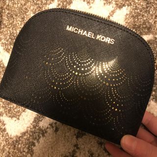 マイケルコース(Michael Kors)のマイケルコース   ポーチ　ブラック　MICHAEL KORS(ポーチ)