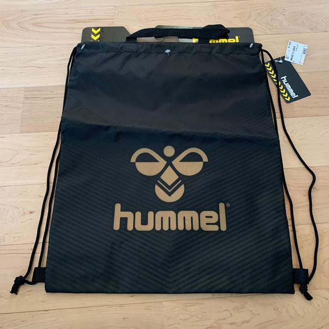 hummel(ヒュンメル)の専用‼️ヒュンメル　ジムサック  ナップサック　ブラック メンズのバッグ(バッグパック/リュック)の商品写真