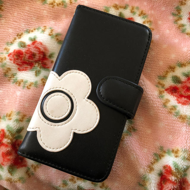 MARY QUANT(マリークワント)の＊MARY QUANT iPhoneケース スマホ/家電/カメラのスマホアクセサリー(iPhoneケース)の商品写真