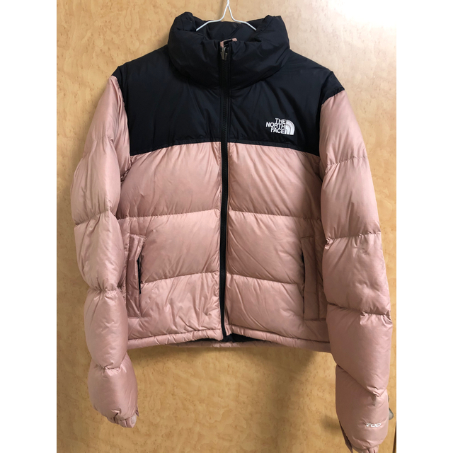 THE NORTH FACE(ザノースフェイス)のノースフェイス 1996 レトロ ヌプシ ダウンジャケット pink L レディースのジャケット/アウター(ダウンジャケット)の商品写真