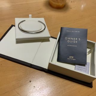 ダニエルウェリントン(Daniel Wellington)のDaniel  Wellington ダニエルウェリントン バングル M(バングル/リストバンド)