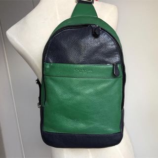 コーチ(COACH)のCOACHコーチF71751スムースレザーボディバッグネイビー × グリーン中古(ボディーバッグ)