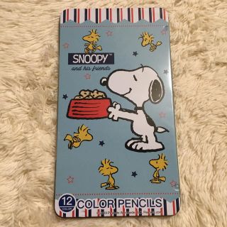 スヌーピー(SNOOPY)の12色　色鉛筆　缶入り(新品)(値下げ)cha様専用(色鉛筆)