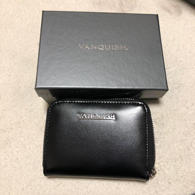 VANQUISH(ヴァンキッシュ)のVANQUISH コインケース 新品未使用 メンズのファッション小物(コインケース/小銭入れ)の商品写真