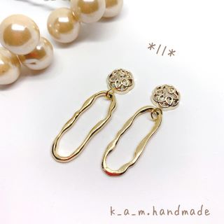 ゴールド＊お花＊ピアス＊イヤリング(ピアス)