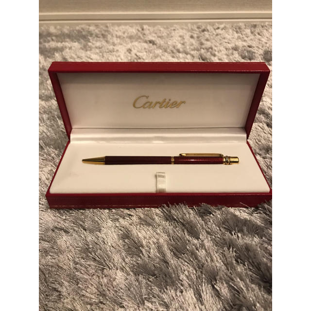 Cartier(カルティエ)の【N様専用】Cartier(カルティエ)ボールペン【ケース付き】 レディースのファッション小物(その他)の商品写真