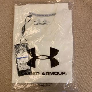 アンダーアーマー(UNDER ARMOUR)の【送料無料】UNDER ARMOUR  XL白100 (トレーニング用品)