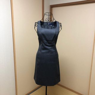 バーバリーブルーレーベル(BURBERRY BLUE LABEL)のバーバリーブルーレーベル　グレー　ワンピース　超美品　サイズ36(ひざ丈ワンピース)