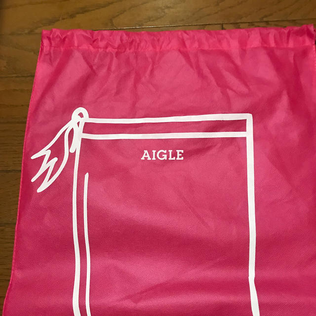 AIGLE(エーグル)のエーグル　ブーツ型バッグ レディースのバッグ(トートバッグ)の商品写真