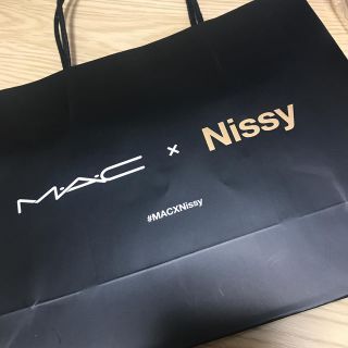 トリプルエー(AAA)のMAC × Nissyコラボ 紙袋(ショップ袋)