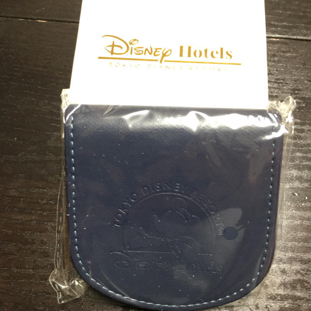 Disney(ディズニー)のディズニーホテル　コインケース　小銭入れ エンタメ/ホビーのコレクション(ノベルティグッズ)の商品写真