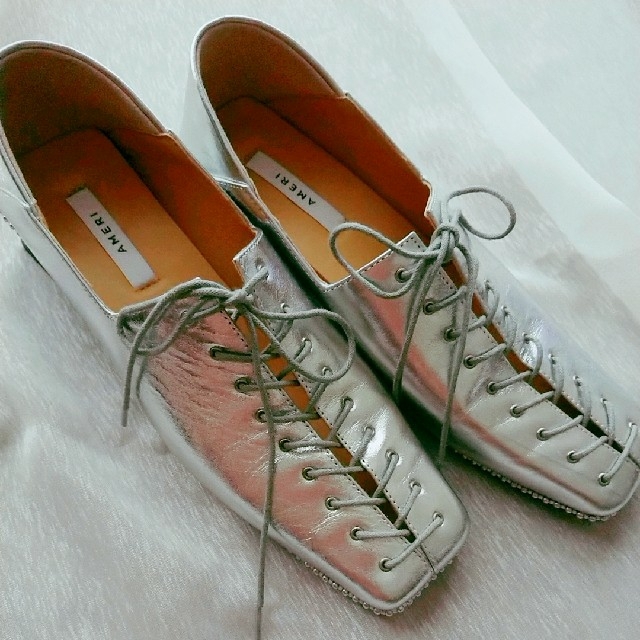 Ameri VINTAGE(アメリヴィンテージ)の【Ameri 】 LACE UP LOAFER  シルバー レディースの靴/シューズ(ローファー/革靴)の商品写真