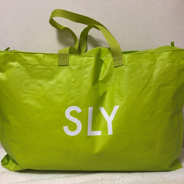 SLY(スライ)のSLY 福袋　2020 Sサイズ(さらに、さらに値下げします) レディースのレディース その他(セット/コーデ)の商品写真