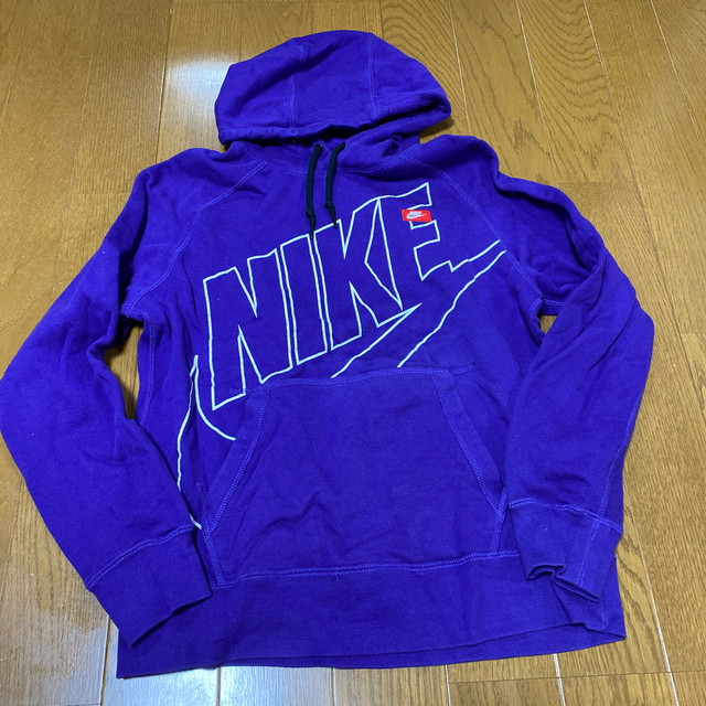 NIKE(ナイキ)のお値下げ🍋送料込み♡NIKEのパーカー　Lサイズ レディースのトップス(パーカー)の商品写真