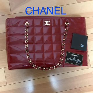 シャネル(CHANEL)のCHANEL エネメル　バッグ(ショルダーバッグ)