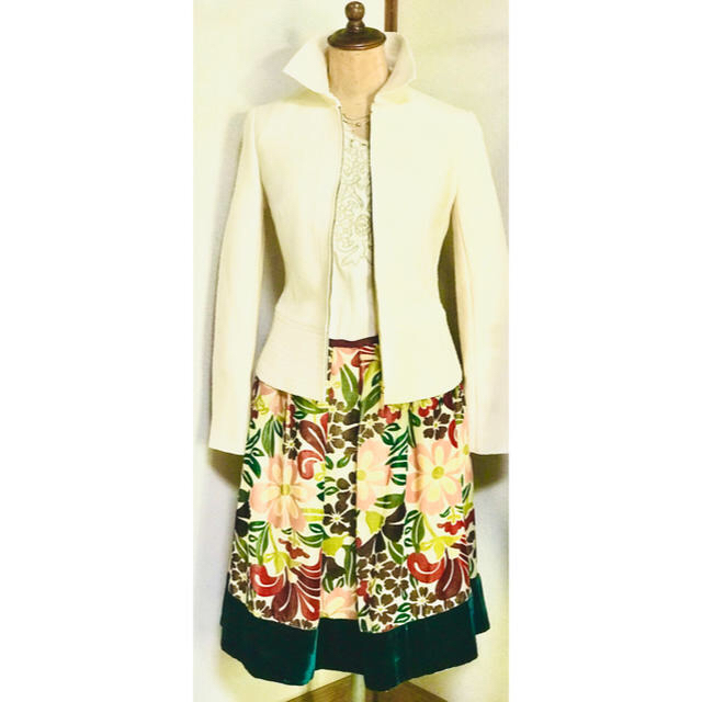 Lois CRAYON(ロイスクレヨン)の美品　ロイスクレヨン ベルベット凹凸地模様 スカート   38 40 M~L レディースのスカート(ひざ丈スカート)の商品写真