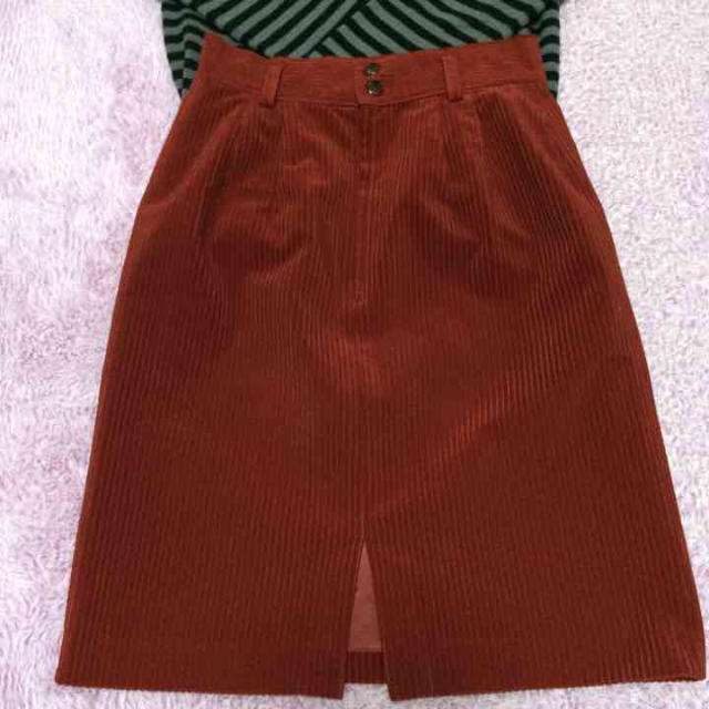 ダークオレンジコーデュロイスカート レディースのスカート(ひざ丈スカート)の商品写真
