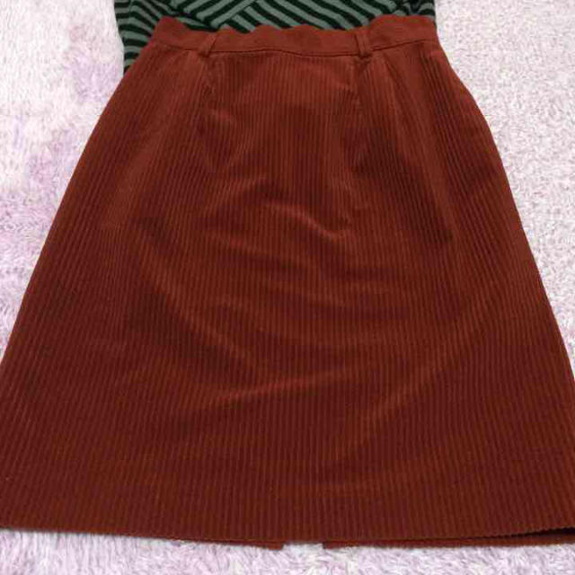 ダークオレンジコーデュロイスカート レディースのスカート(ひざ丈スカート)の商品写真