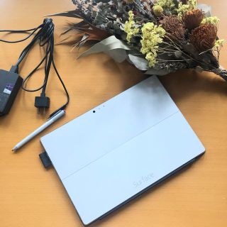 マイクロソフト(Microsoft)のsurface pro3 (ノートPC)