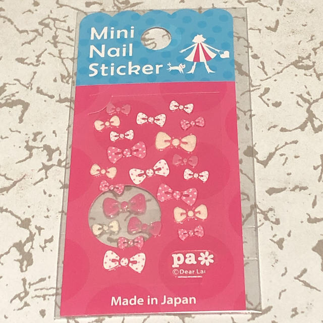 3COINS(スリーコインズ)のまとめ売り マニキュア 新品 未開封品 ネイルカラー ネイルスティッカー シール コスメ/美容のネイル(マニキュア)の商品写真