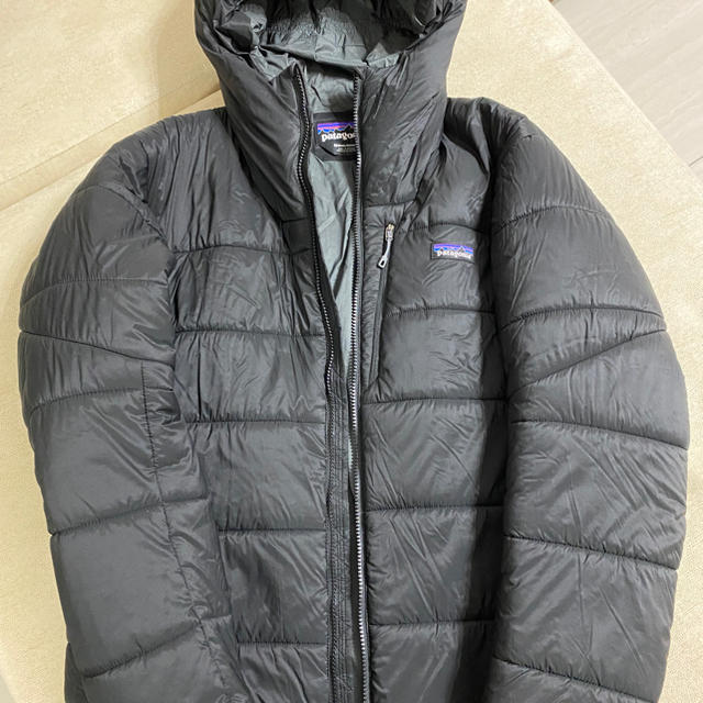 patagonia ハイパーパフフーディ　Mサイズ