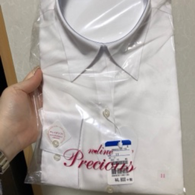 青山(アオヤマ)の洋服の青山　Yシャツ　11号 レディースのトップス(シャツ/ブラウス(長袖/七分))の商品写真