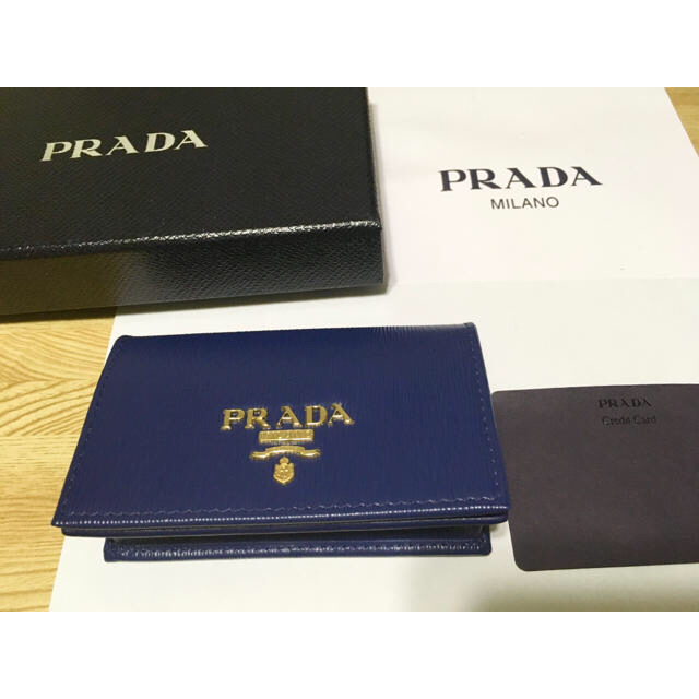 PRADA(プラダ)の【新品未使用】プラダ 名刺入れ レディースのファッション小物(名刺入れ/定期入れ)の商品写真