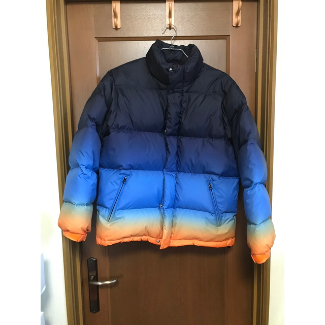 超熱 シュプリームsupreme gradient puffy jacket M tdh-latinoamerica.de