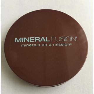 コスメキッチン(Cosme Kitchen)のMINERAL FUSION パウダーファンデーション(ファンデーション)