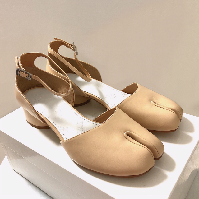 Maison Martin Margiela(マルタンマルジェラ)のMaison Margiela 足袋 タビパンプス フラットシューズ 37 新品 レディースの靴/シューズ(バレエシューズ)の商品写真