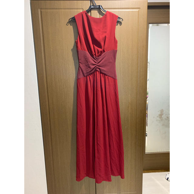 ロングドレス　赤 レディースのフォーマル/ドレス(ロングドレス)の商品写真